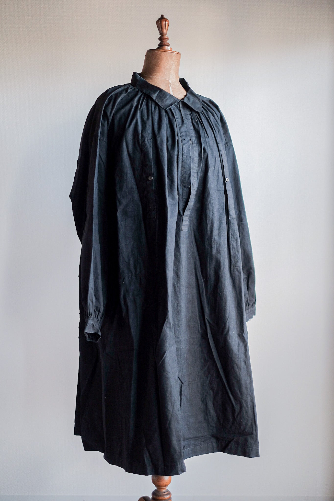 【Early 20th C】French Antique Black Linen Smock "Biaude"