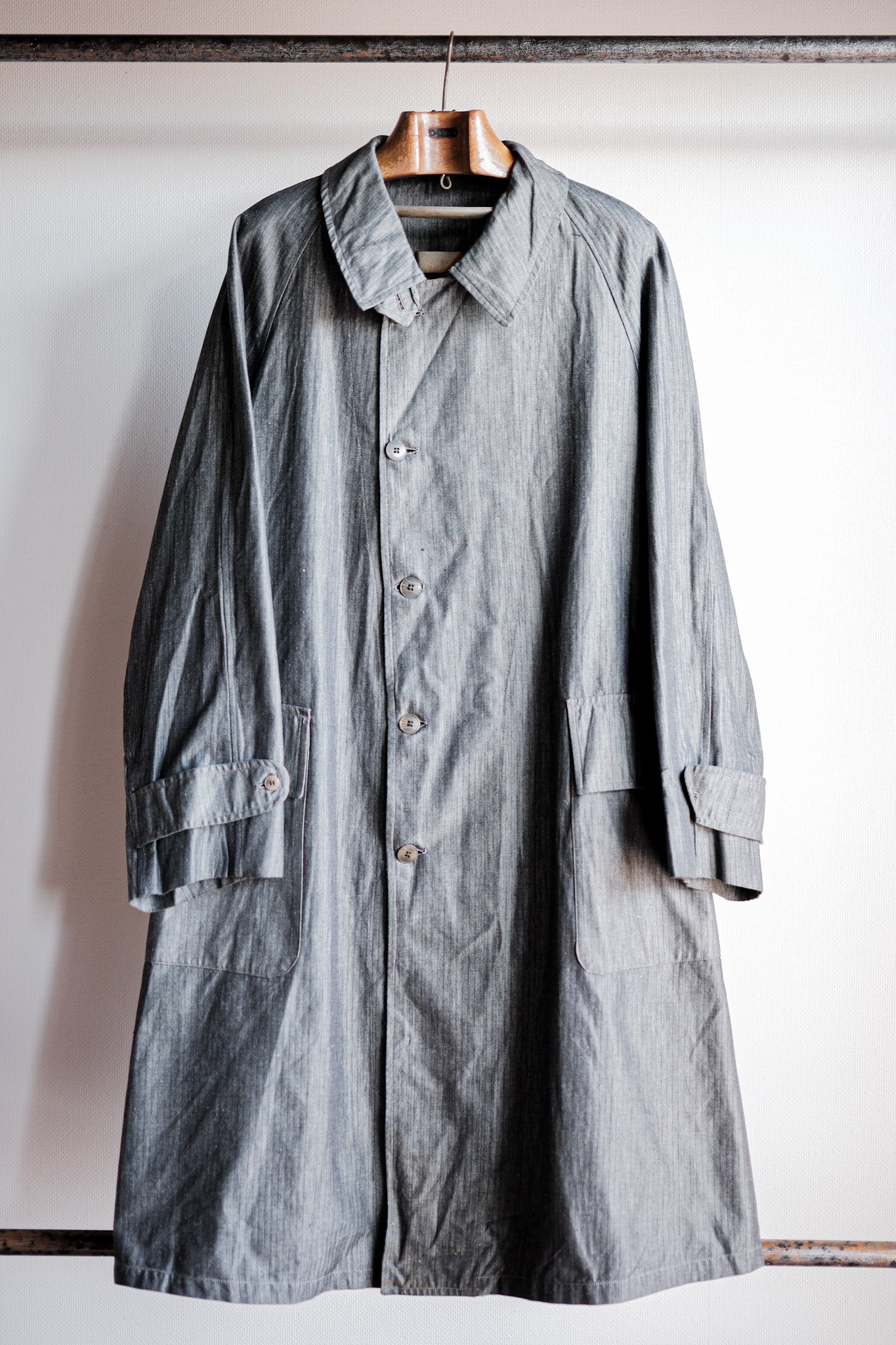 【~40's】French Vintage Salt & Pepper Cotton HBT Work Coat With Chin Strap "Dead Stock"