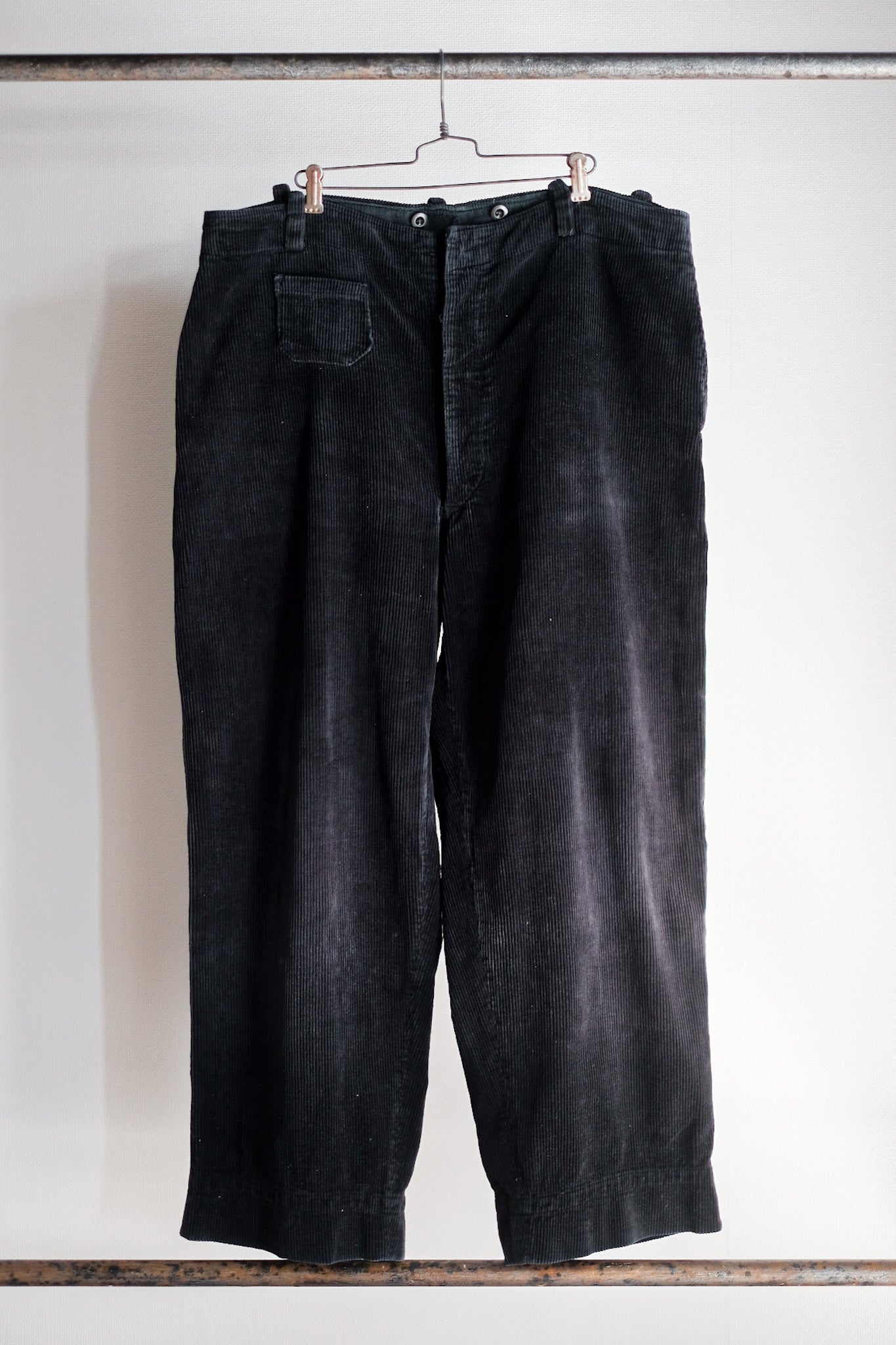[~ 50's] pantalon allemand en velours côtelé noir vintage