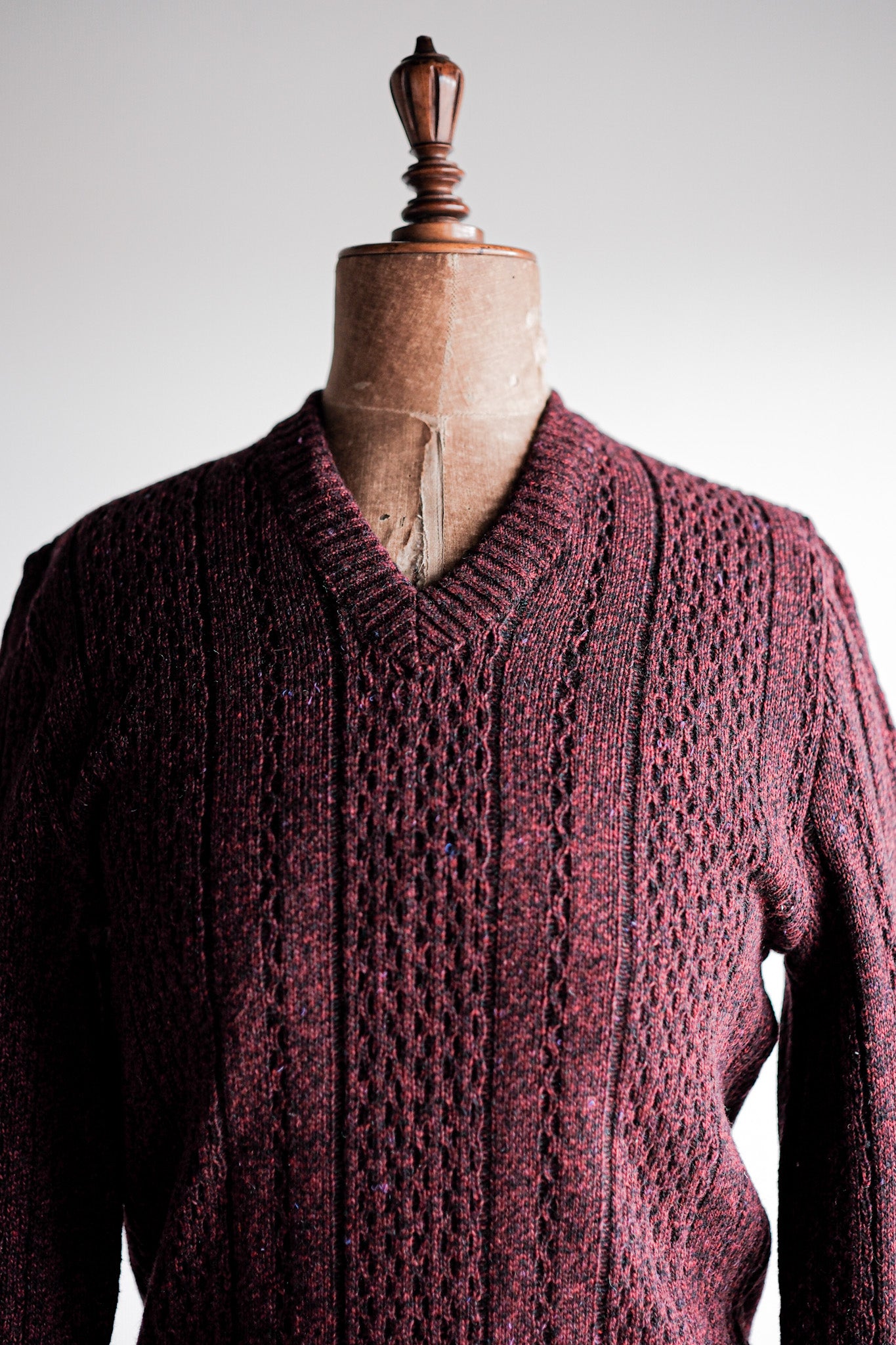 [~ 60 년대] 프랑스 빈티지 V 넥 울 스웨터 "데드 스톡"