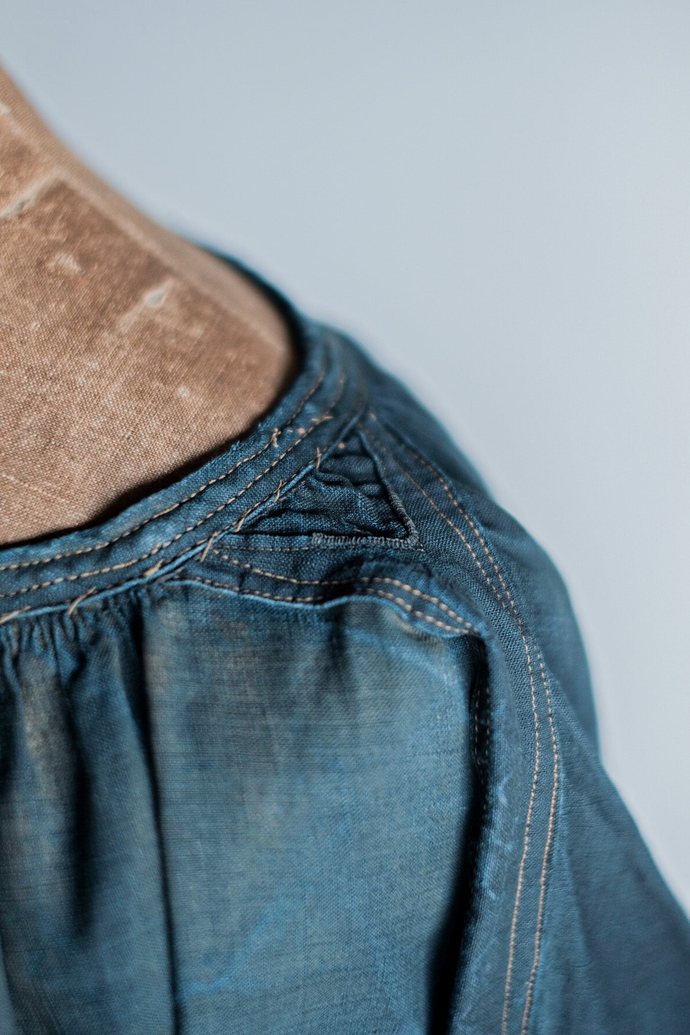 ［Early 20th C］French Antique Indigo Linen Smock "Biaude"