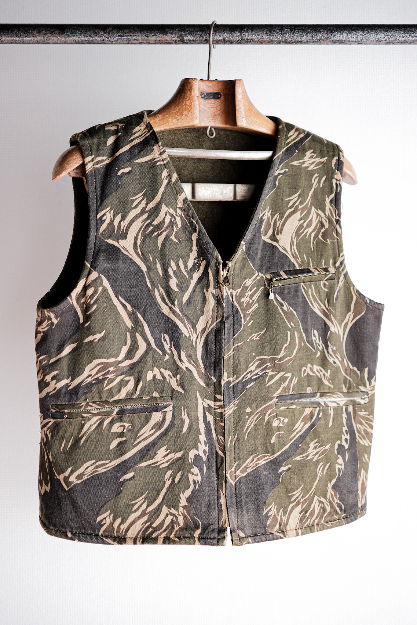 【~70's】American Vintage Tiger Stripe Camouflage Reversible Vest