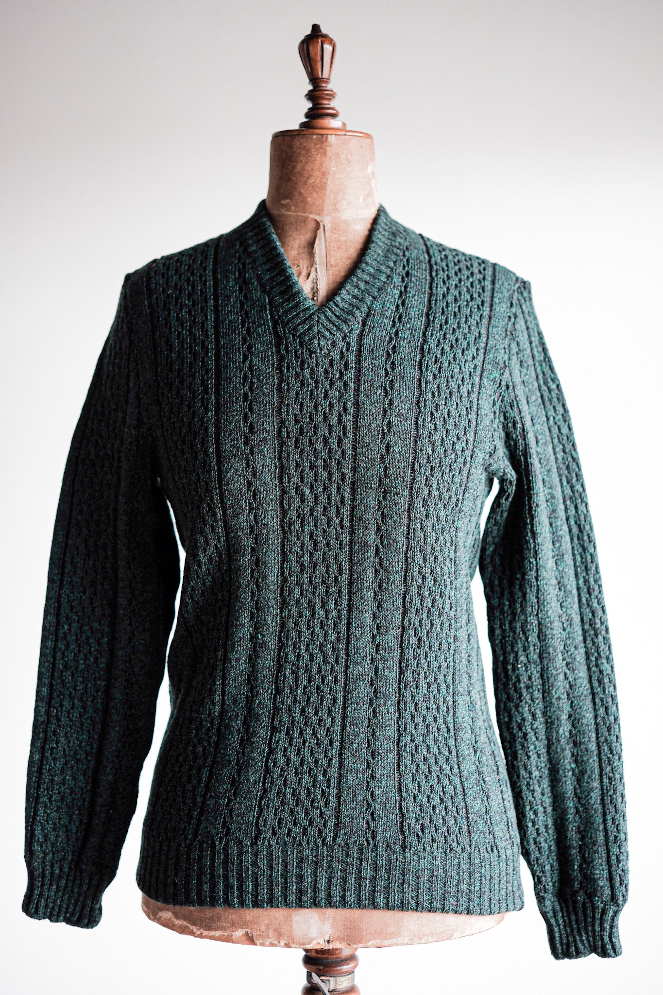 ［~60's］French Vintage V-neck Wool Sweater "Dead Stock"