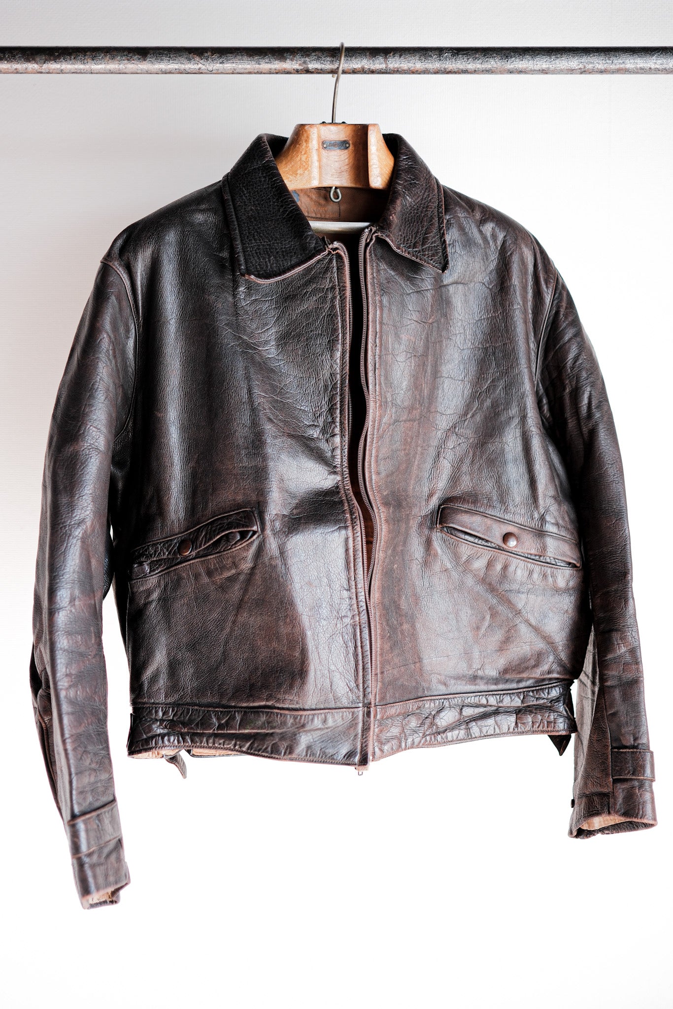 [~ 40's] Australie Vintage Zip Up Leather Jacket