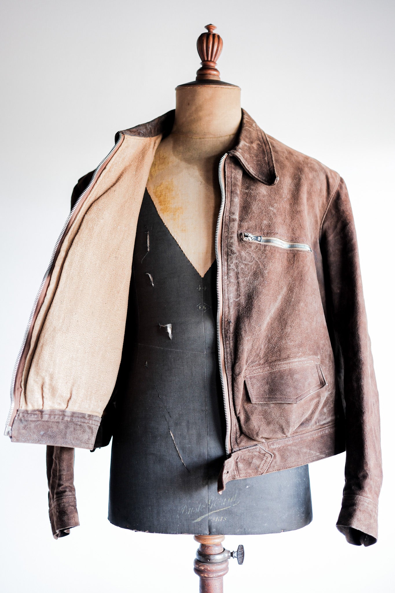 [~ 30 '] 프랑스 빈티지 스웨이드 가죽 사이클리스트 재킷