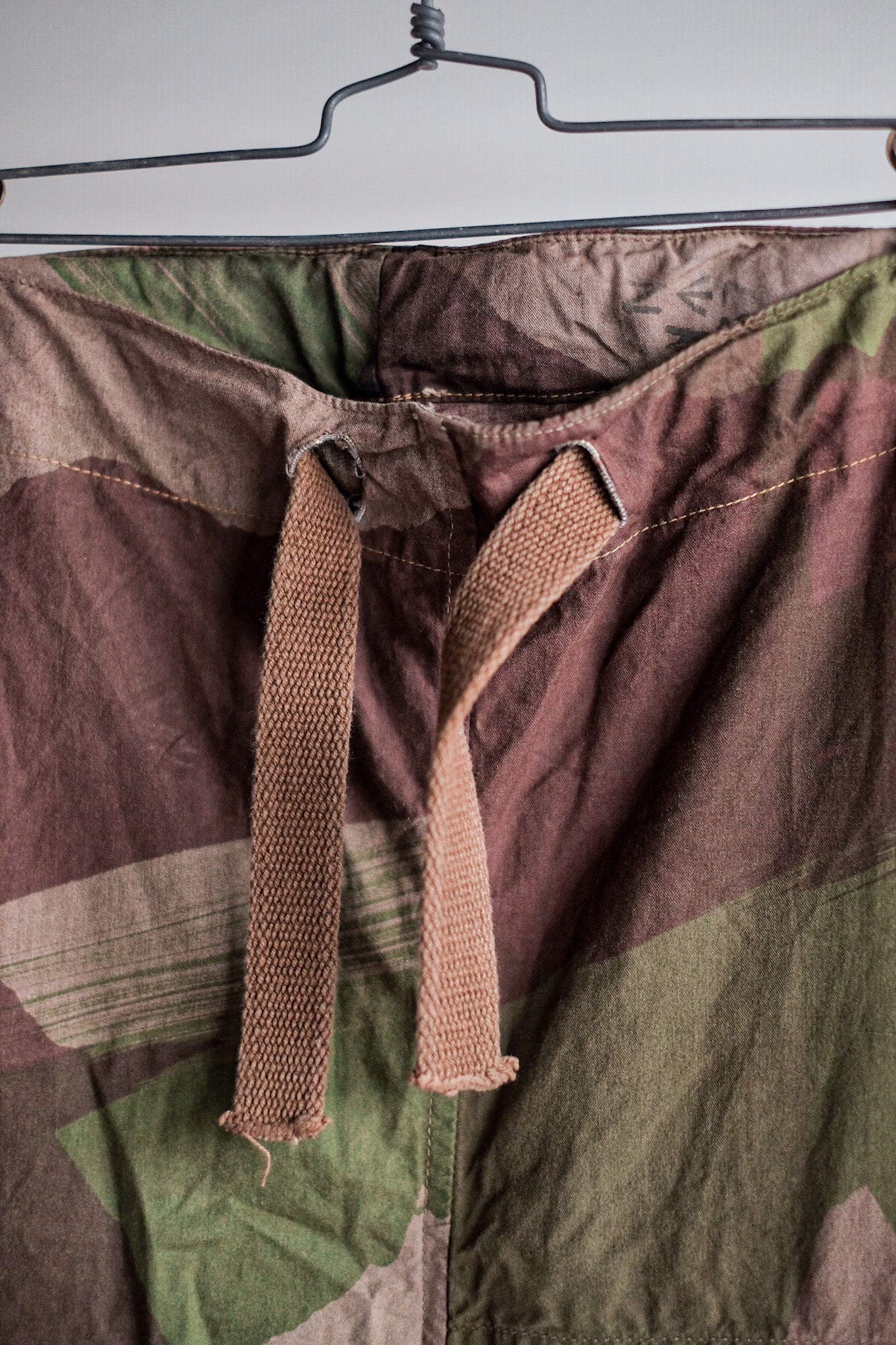 40's] BRITISH ARMY SAS CAMOUFLAGED WindProof Trousers Size.2 