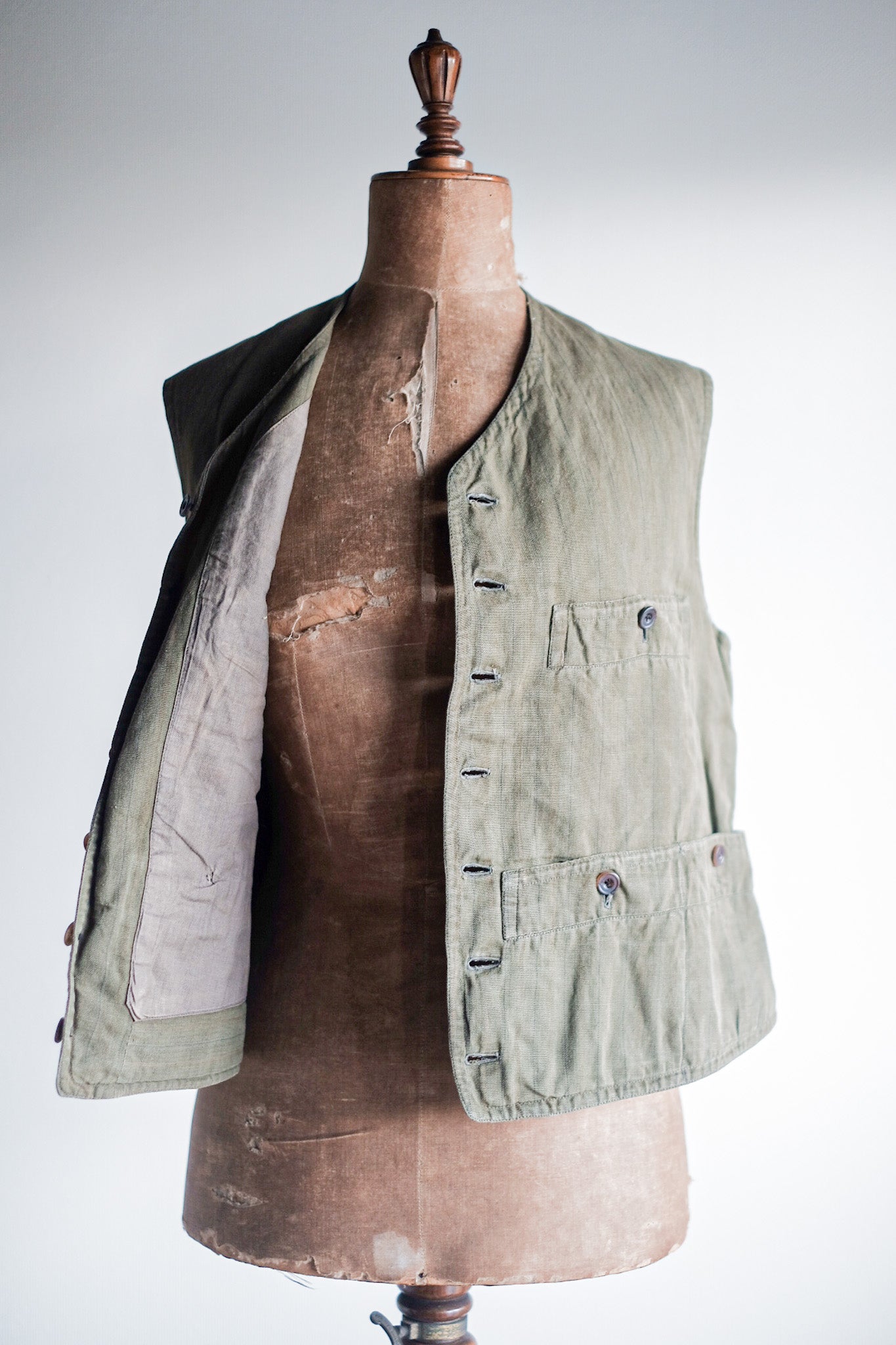 ［~20's］French Vintage Moss Green Hunting Gilet & Jodhpurs "Au Louvre"