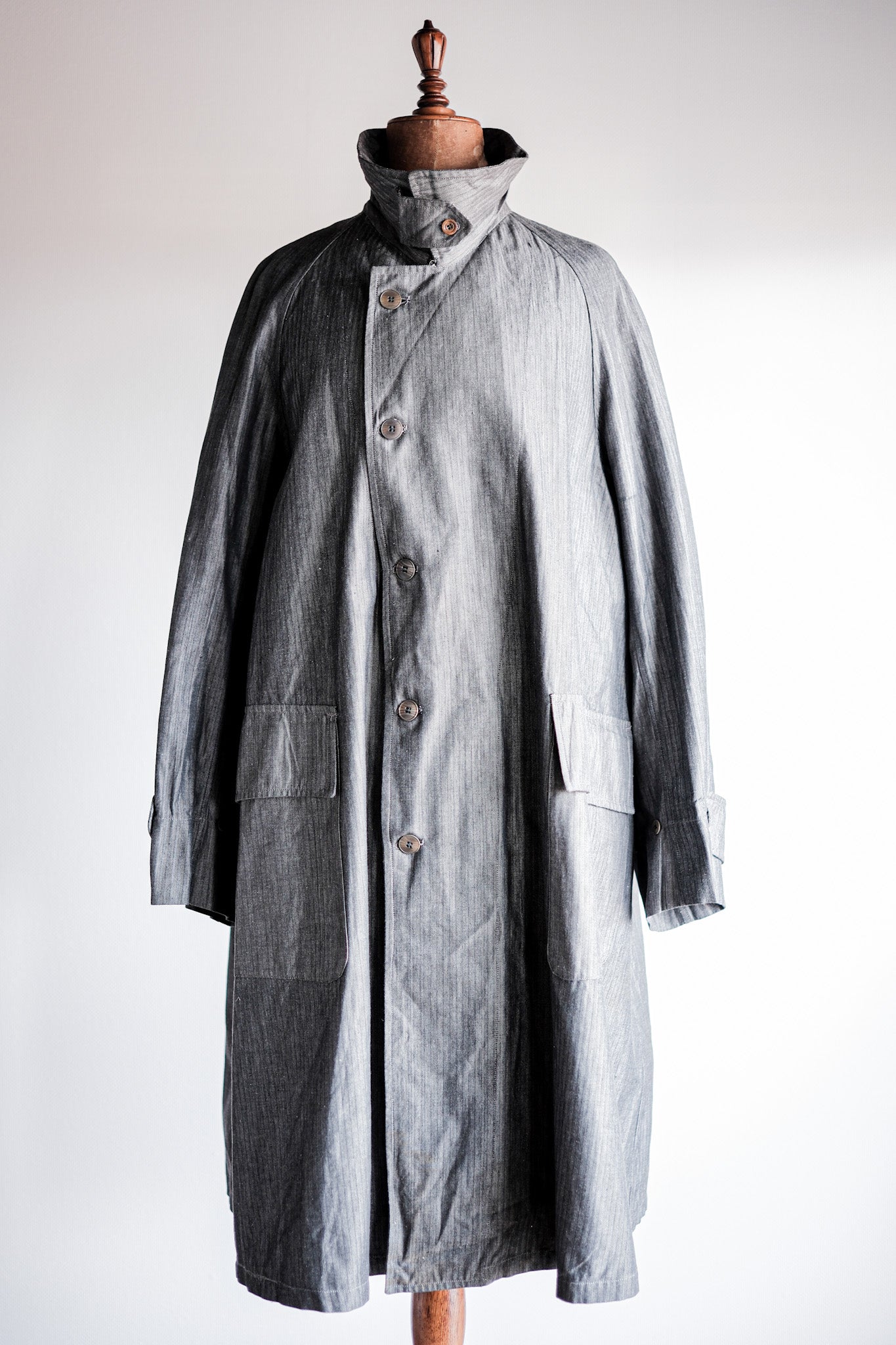 【~40's】French Vintage Salt & Pepper Cotton HBT Work Coat With Chin Strap "Dead Stock"