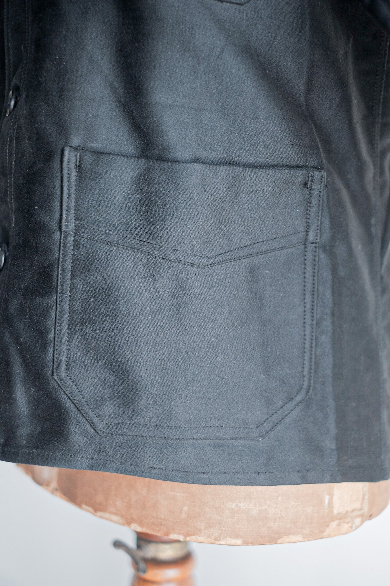 [~ 30 '] 프랑스 빈티지 블랙 몰스킨 작업 재킷 "죽은 재고"