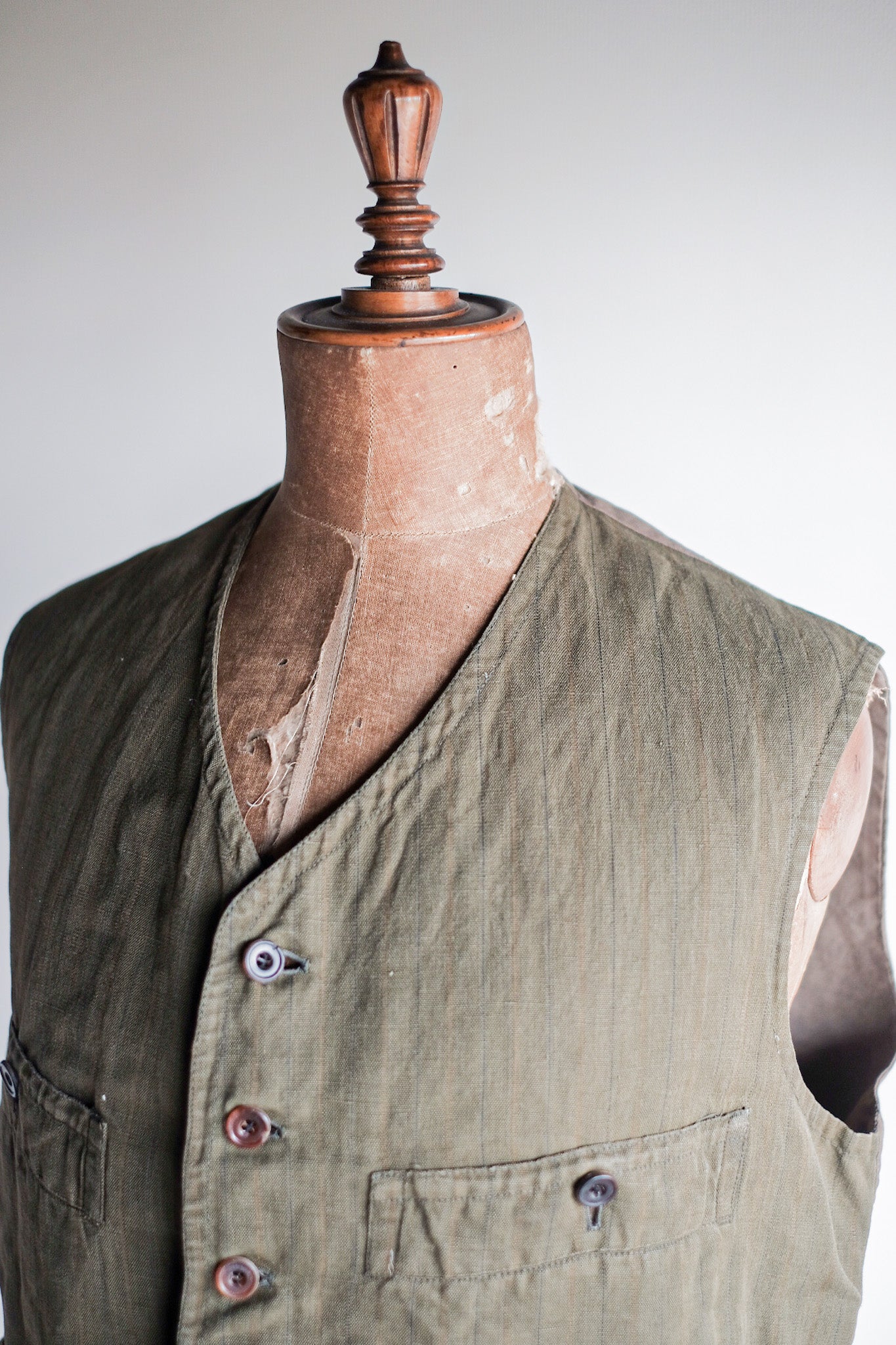 ［~20's］French Vintage Moss Green Hunting Gilet & Jodhpurs "Au Louvre"