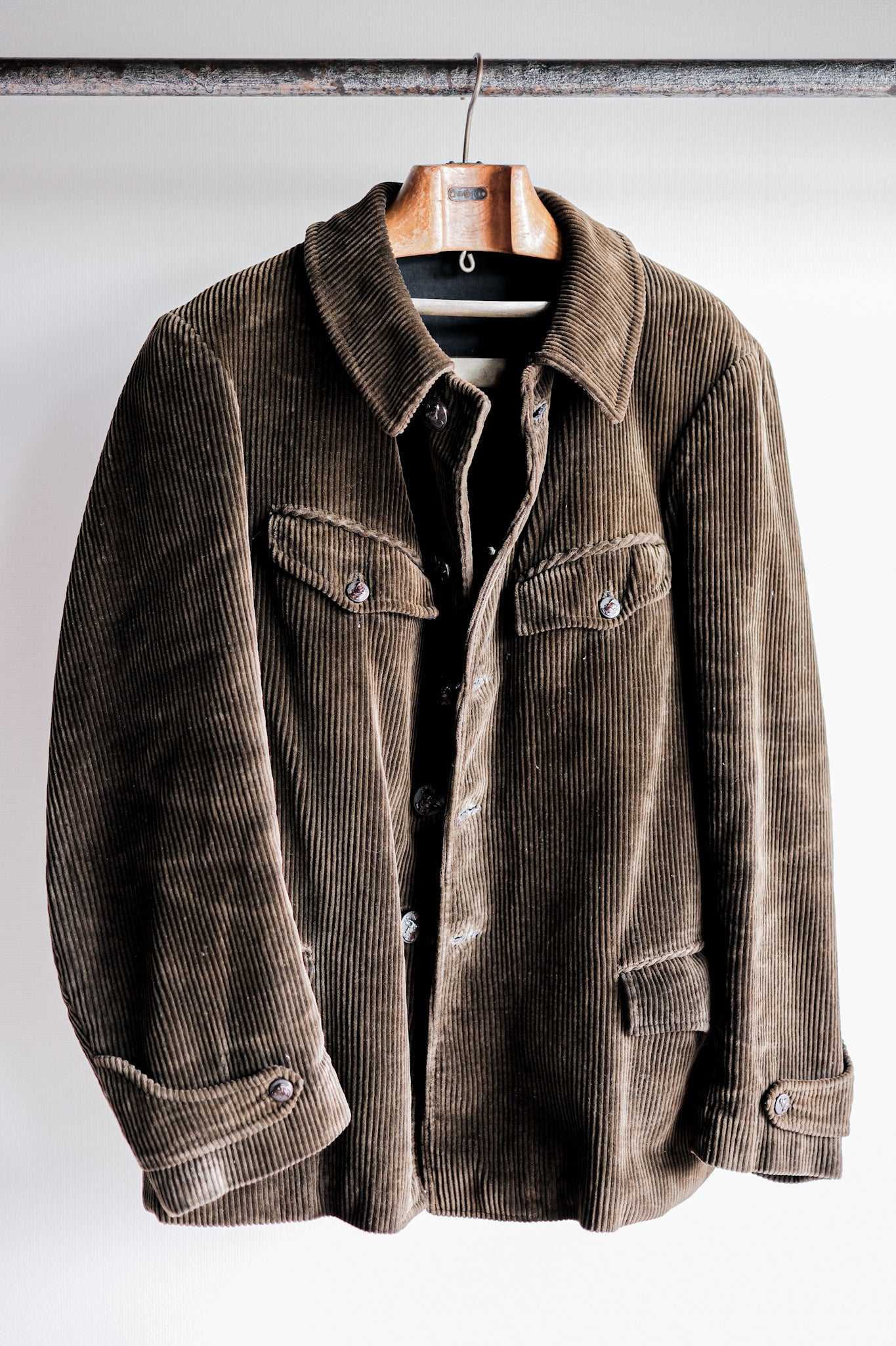 [~ 40 '] 프랑스 빈티지 브라운 코듀로이 사냥 재킷