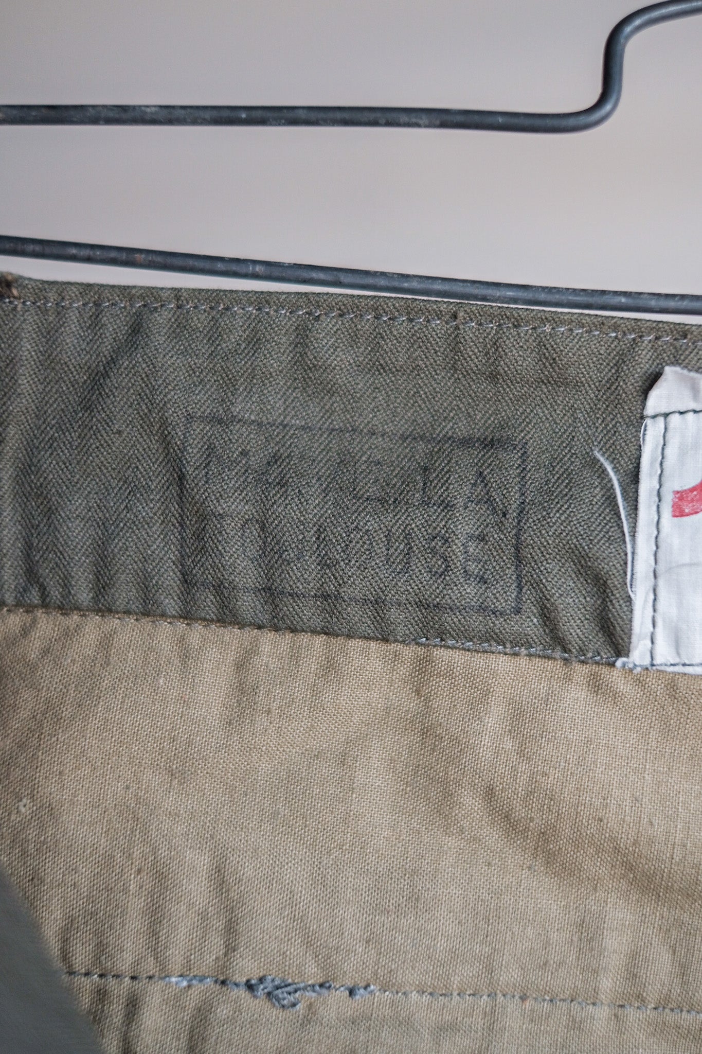 [~ 60's] Taille des pantalons de terrain de l'armée française M47.13 "Stock mort"