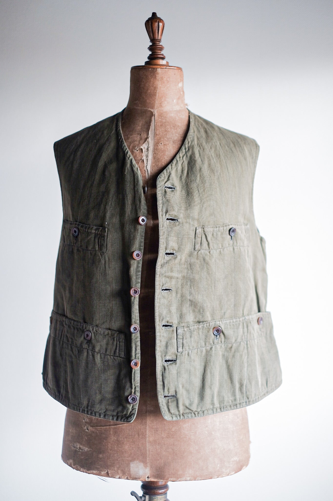 ［~20's］French Vintage Moss Green Hunting Gilet & Jodhpurs "Au Louvre"