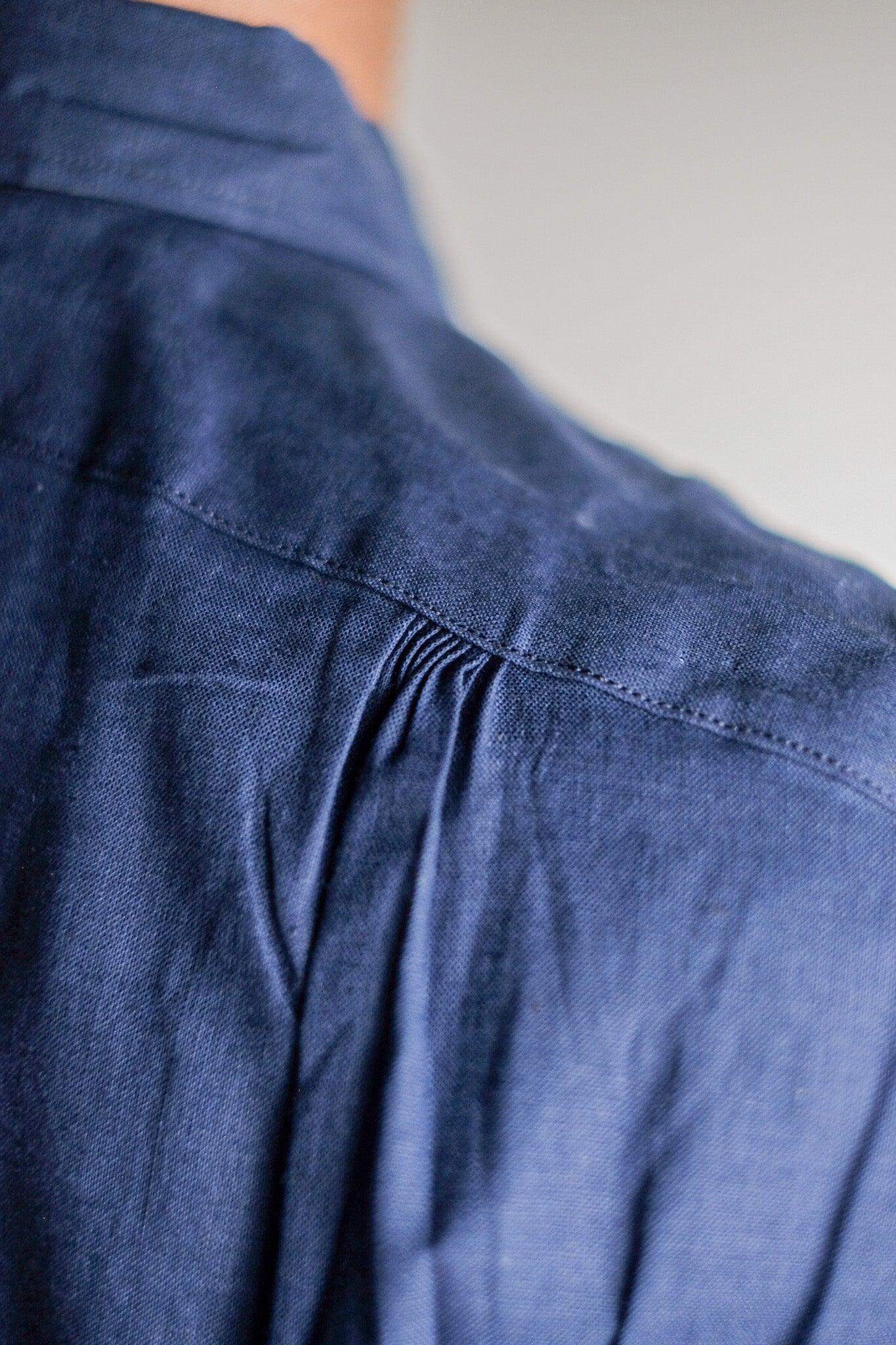 [~ 40's] French vintage Indigo Linen Grandpa Shirt "Dead Stock"