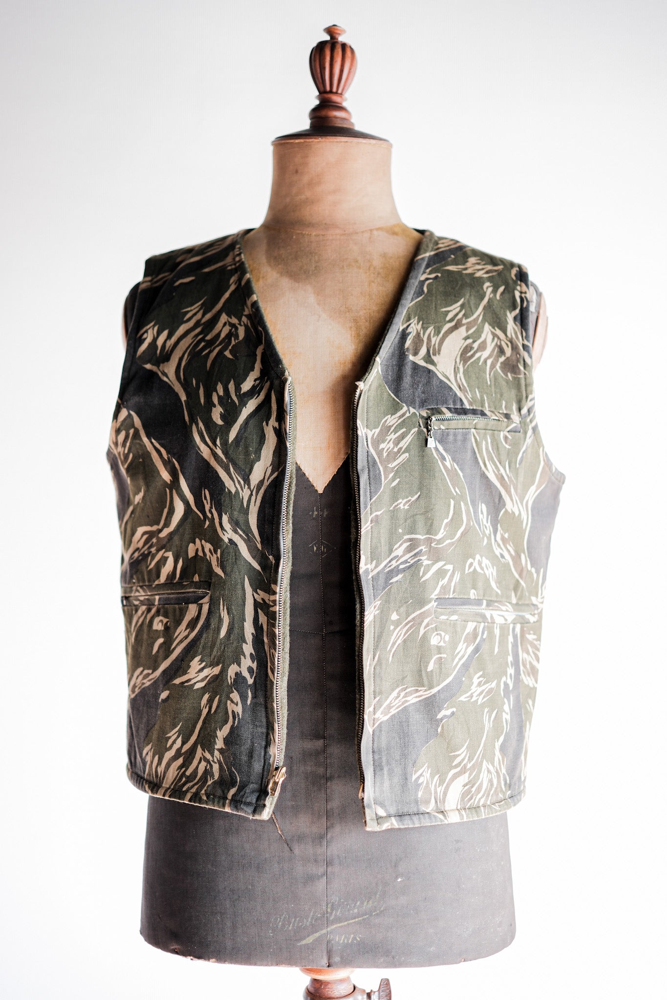 【~70's】American Vintage Tiger Stripe Camouflage Reversible Vest