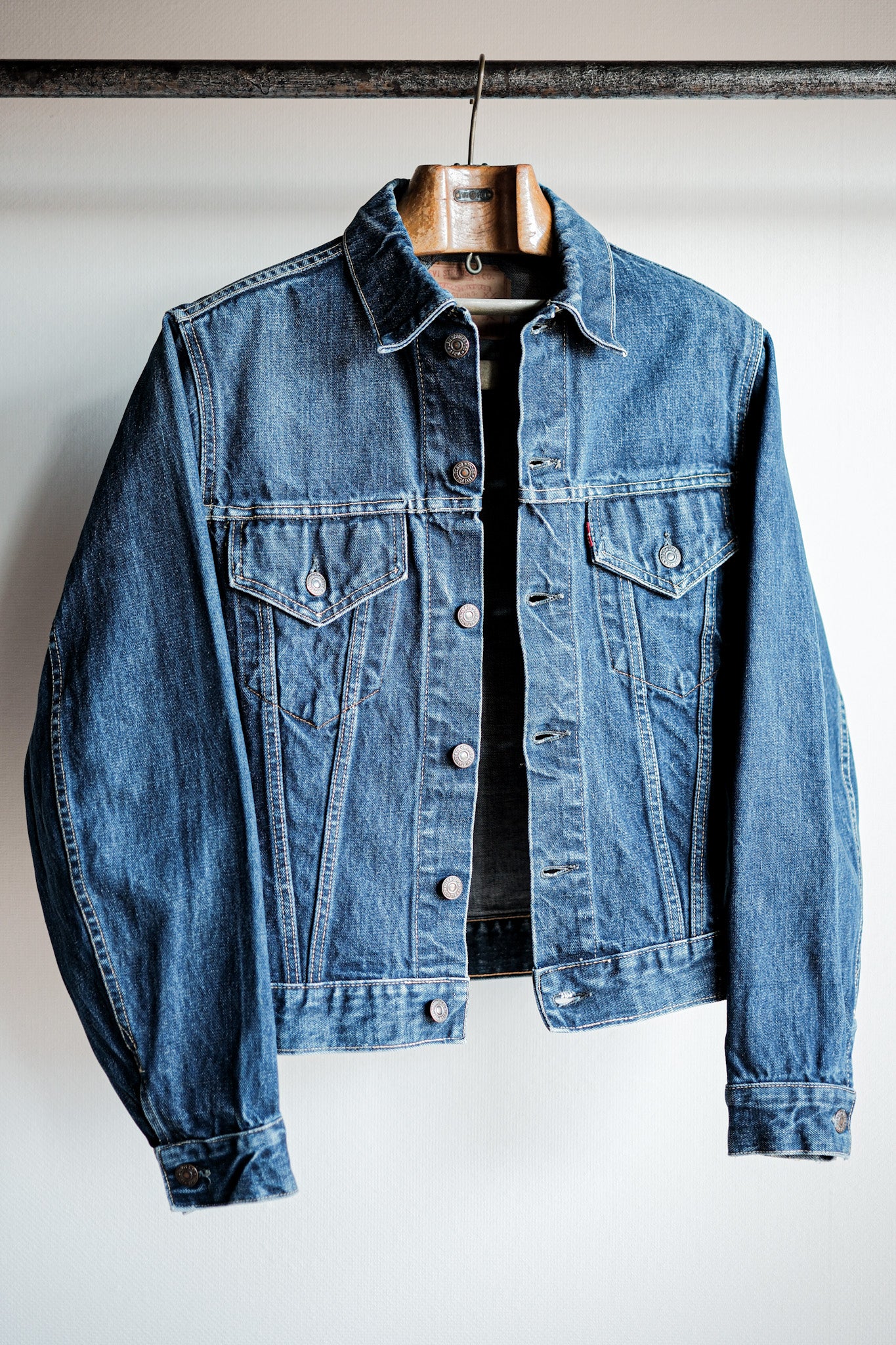 [~ 60's] Vintage Levi's 557 Denim Jacket size.40 "big e"