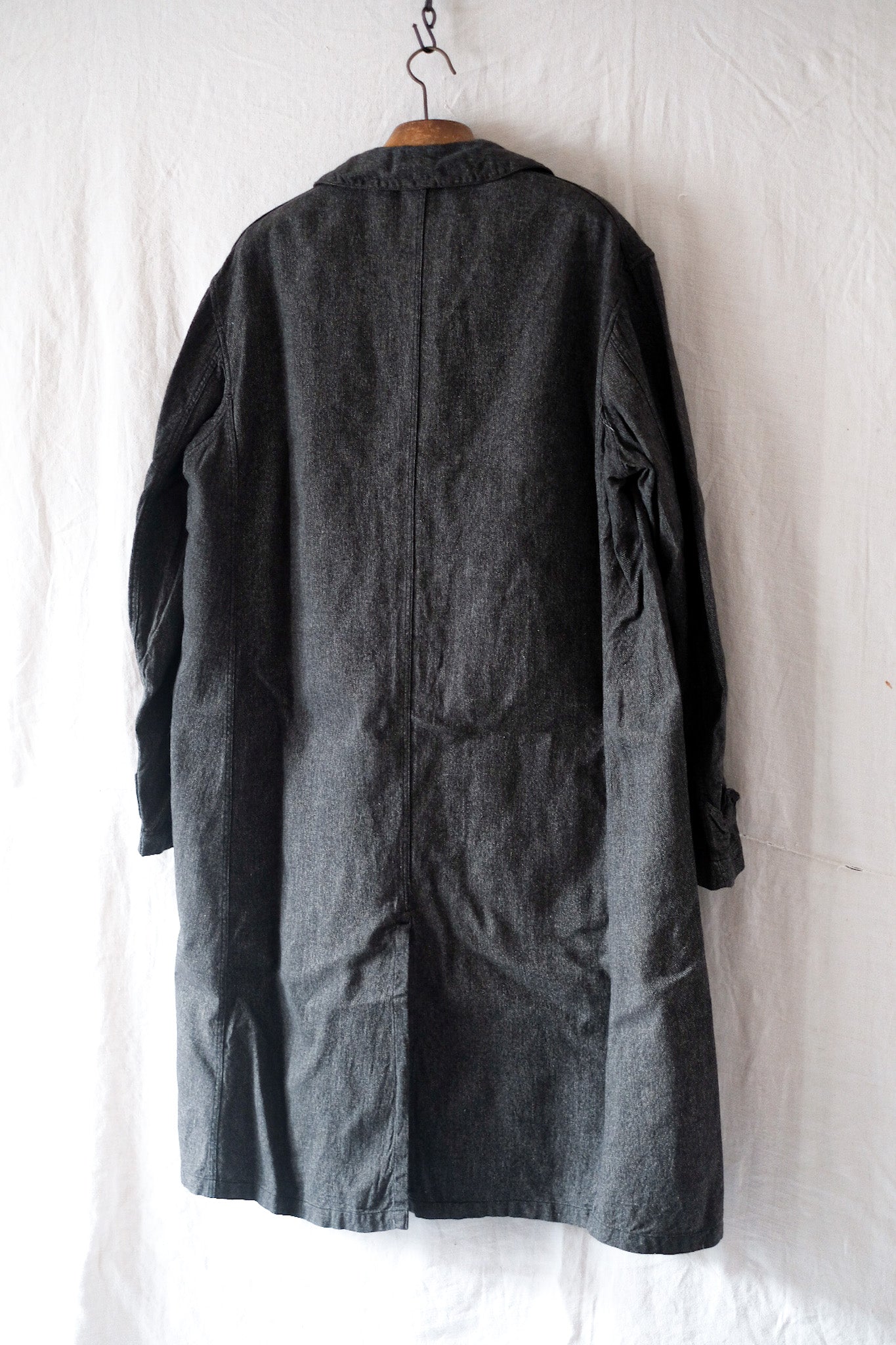 [〜30年代]法國復古黑木果塗料大衣
