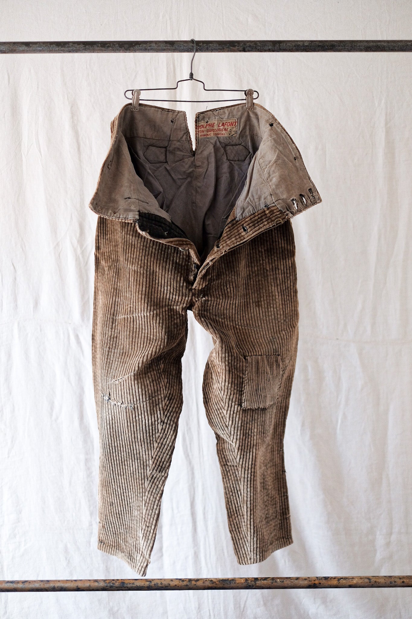 [~ 30's] กางเกงผ้าลูกฟูกสีน้ำตาลวินเทจฝรั่งเศส "Adolphe Lafont"