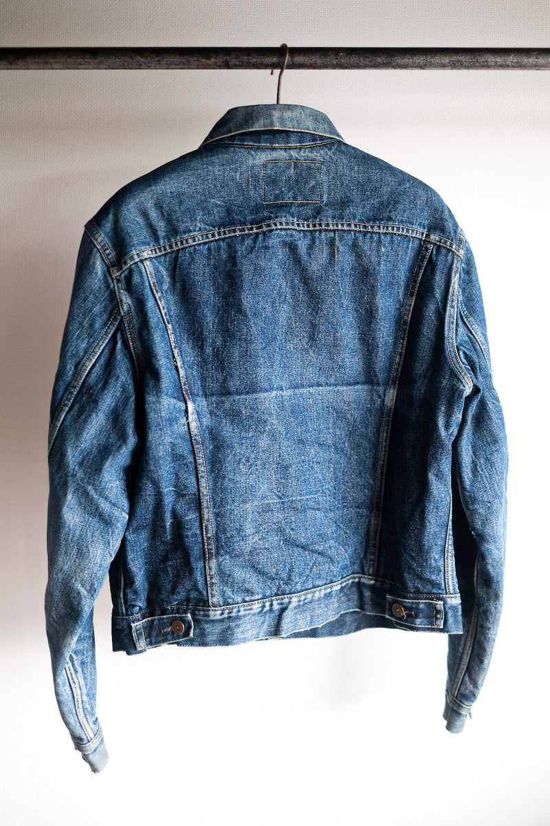 [~ 60's] ขนาดแจ็คเก็ตยีนส์ 559xx ของ Vintage Levi ขนาด 44 "รับประกัน"