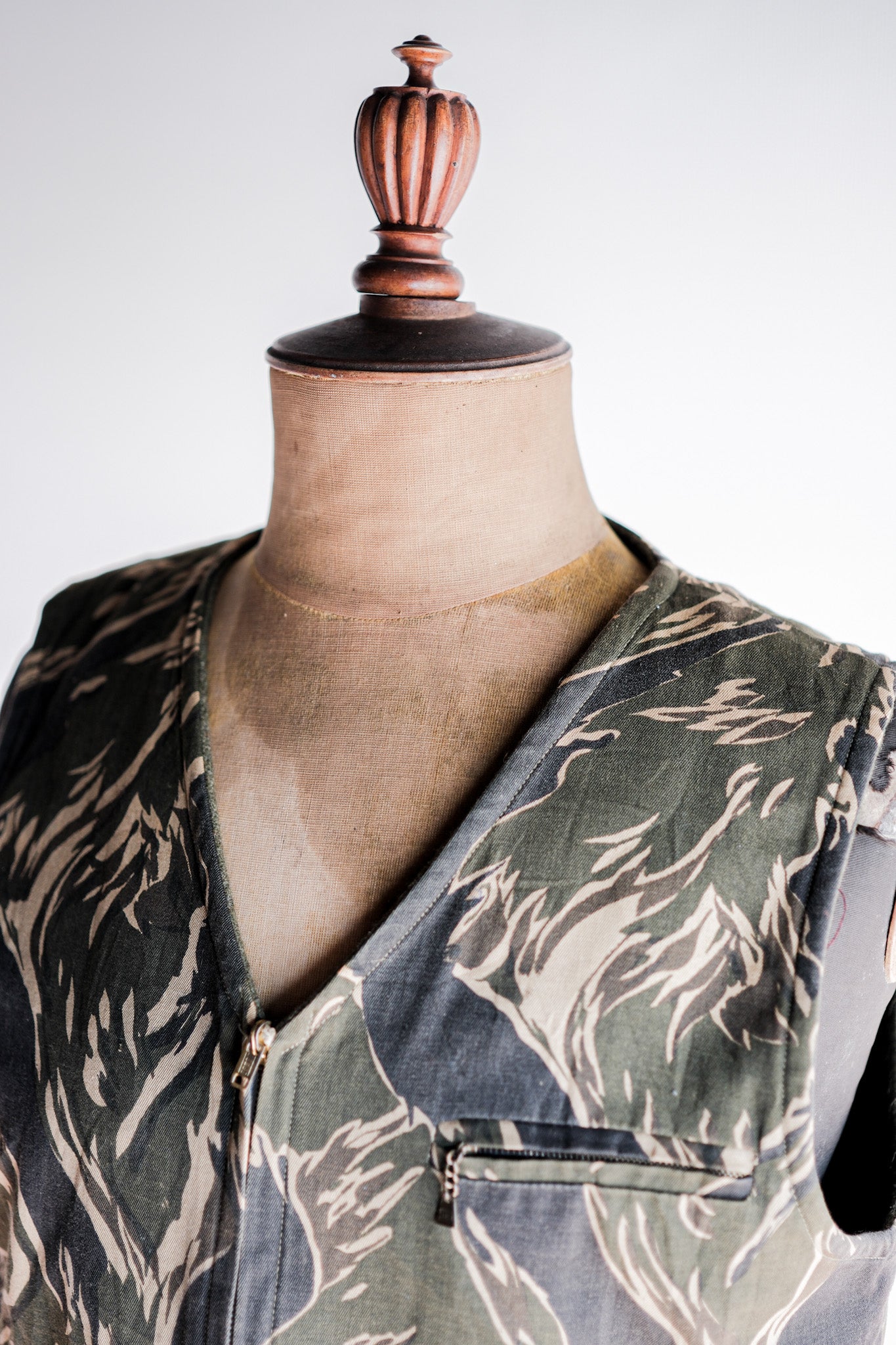【~70's】American Vintage Tiger Stripe Camouflage Reversible Vest