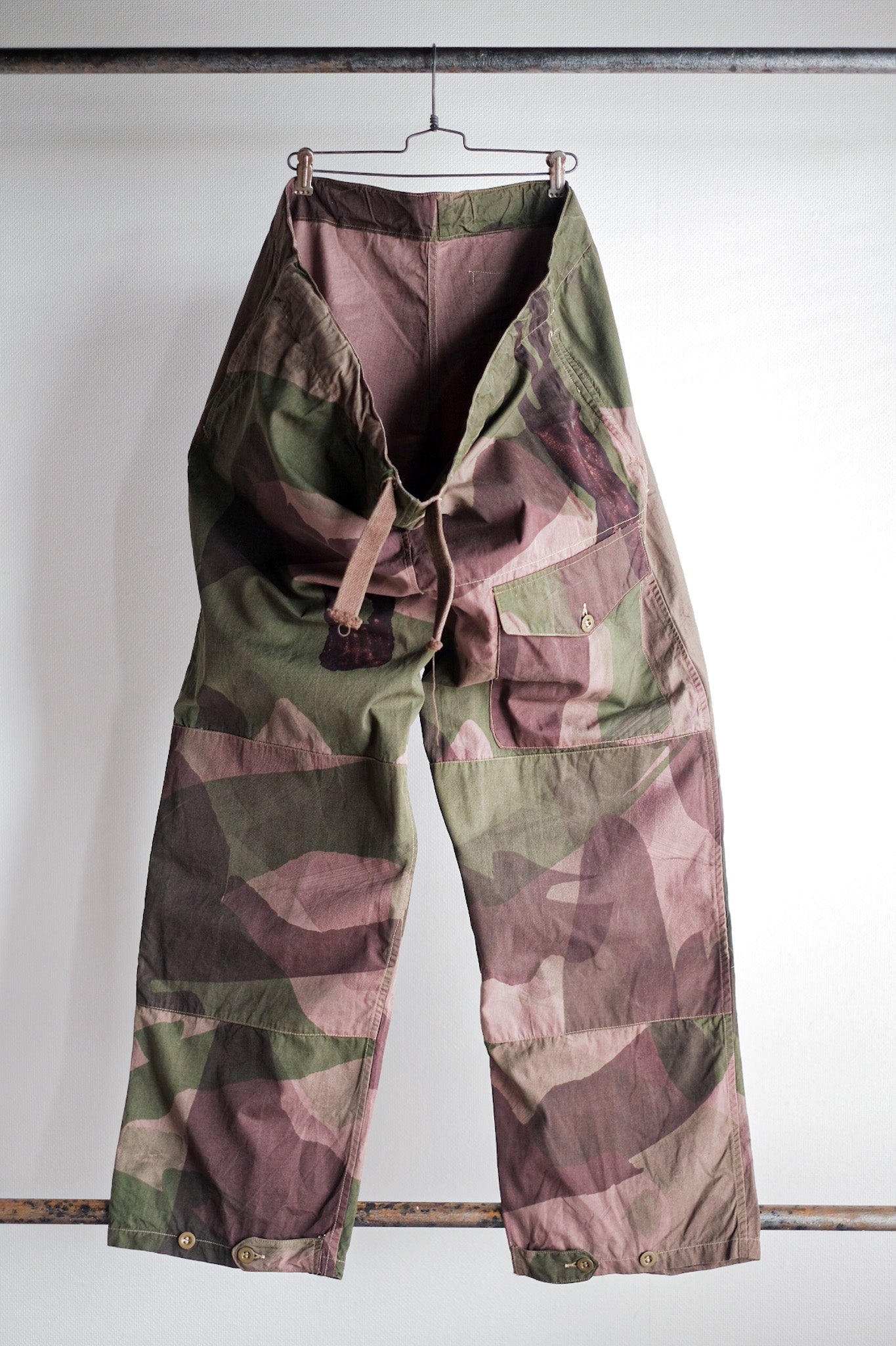 [~ 40's] L'armée britannique SAS camouflée pantalon à vent taille.4 "Type inhabituel" "Stock mort"