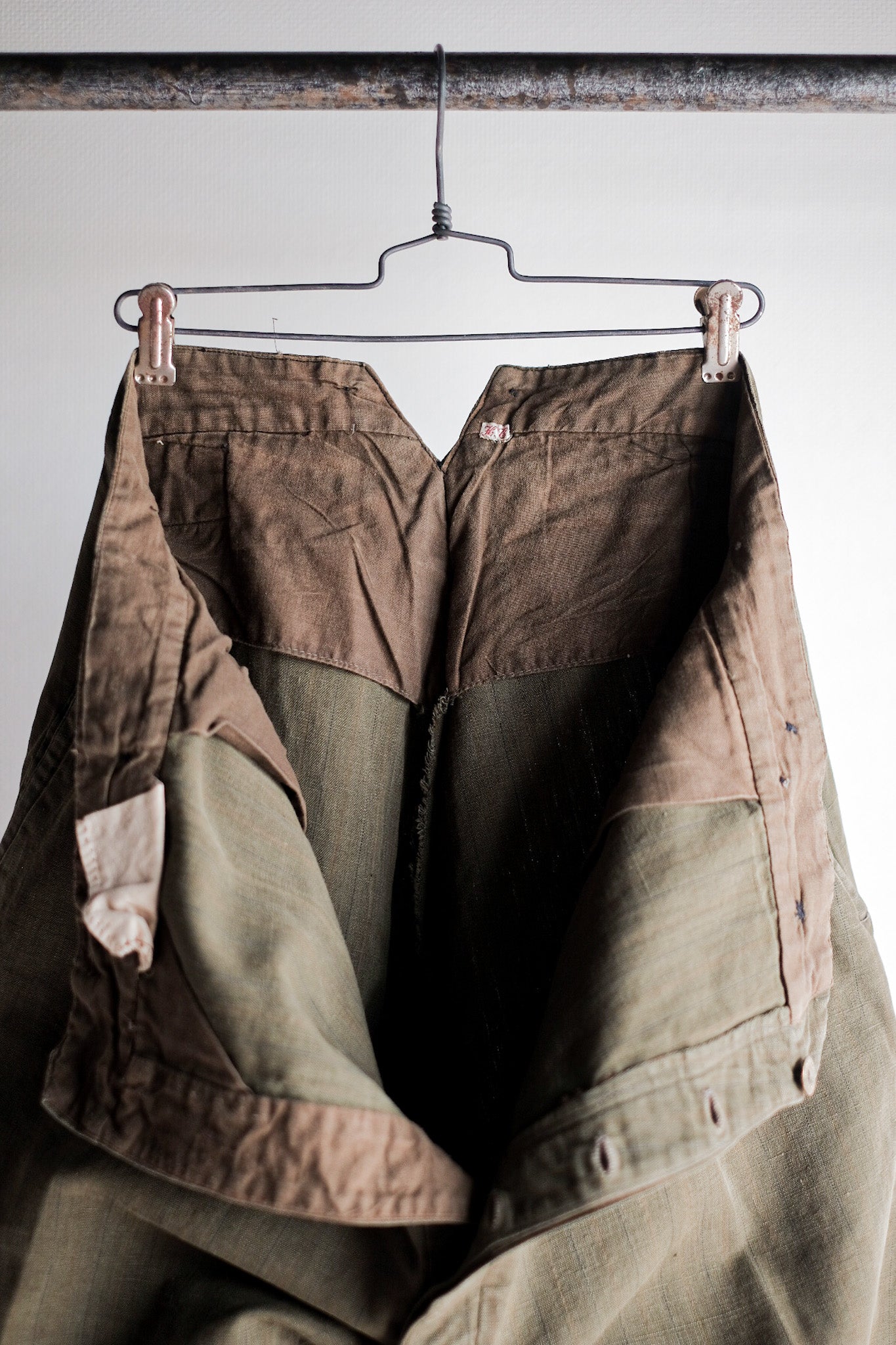 ［~20's］French Vintage Moss Green Hunting Gilet & Jodhpurs "Au Louvre"