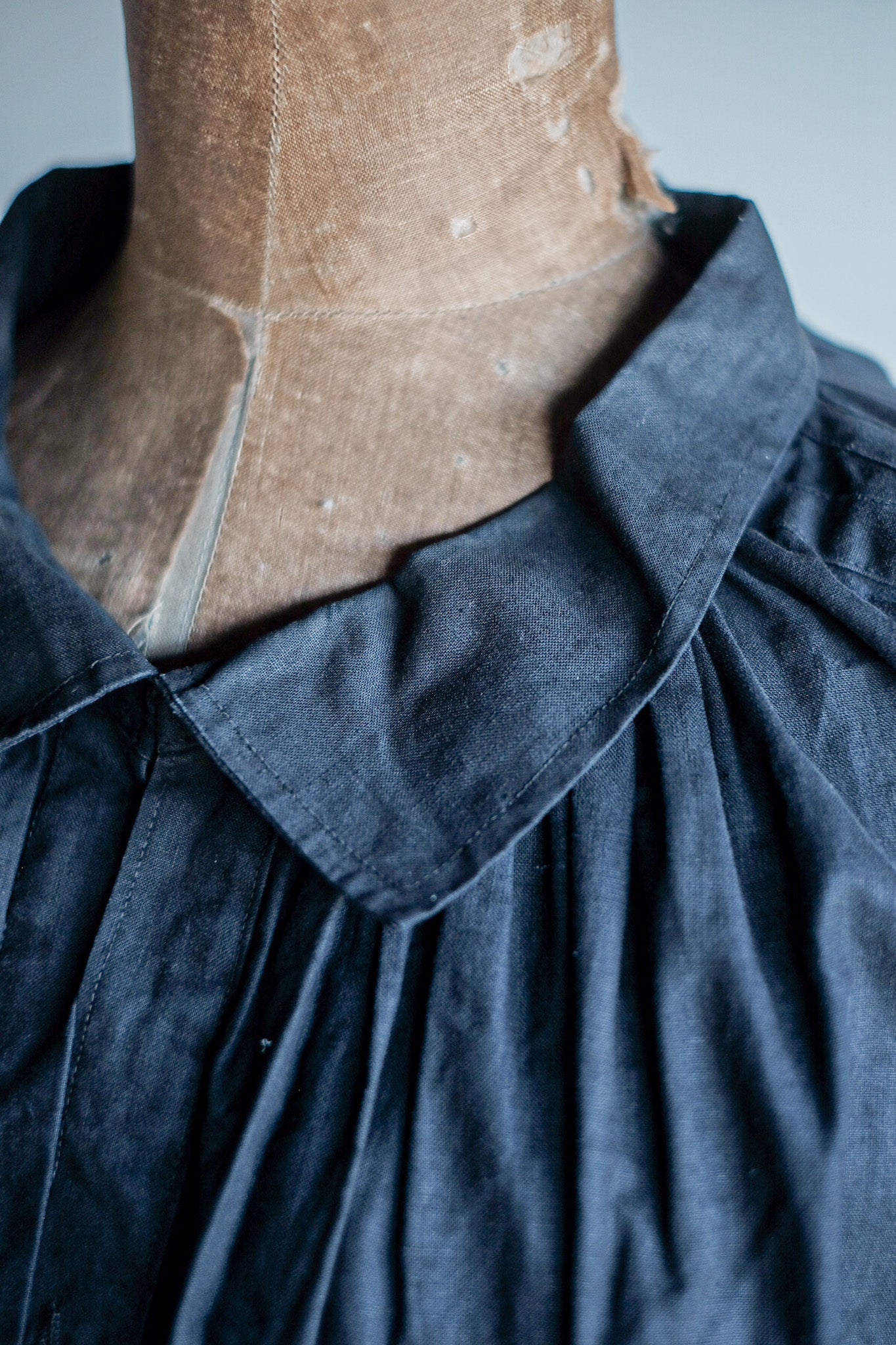 ［Early 20th C］French Antique Black Linen Smock "Biaude"