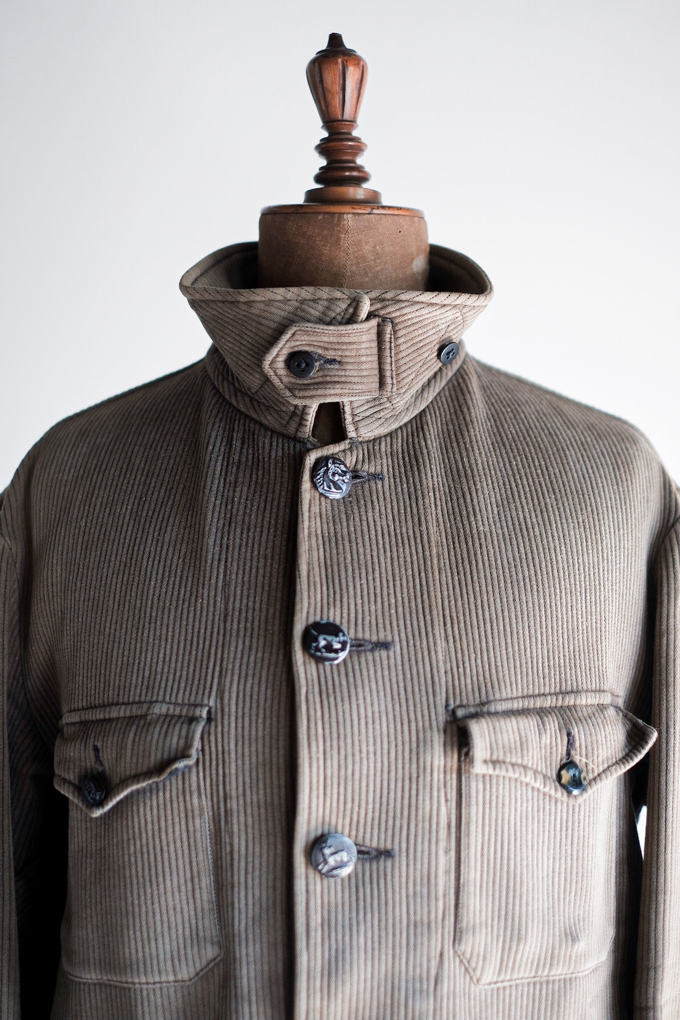 ［~40's］French Vintage Brown Cotton Pique Hunting Jacket With Chin Strap