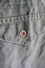 [~ 60's] ผ้าฝ้ายสีเขียววินเทจอังกฤษ smock "Blacks of Greenock"