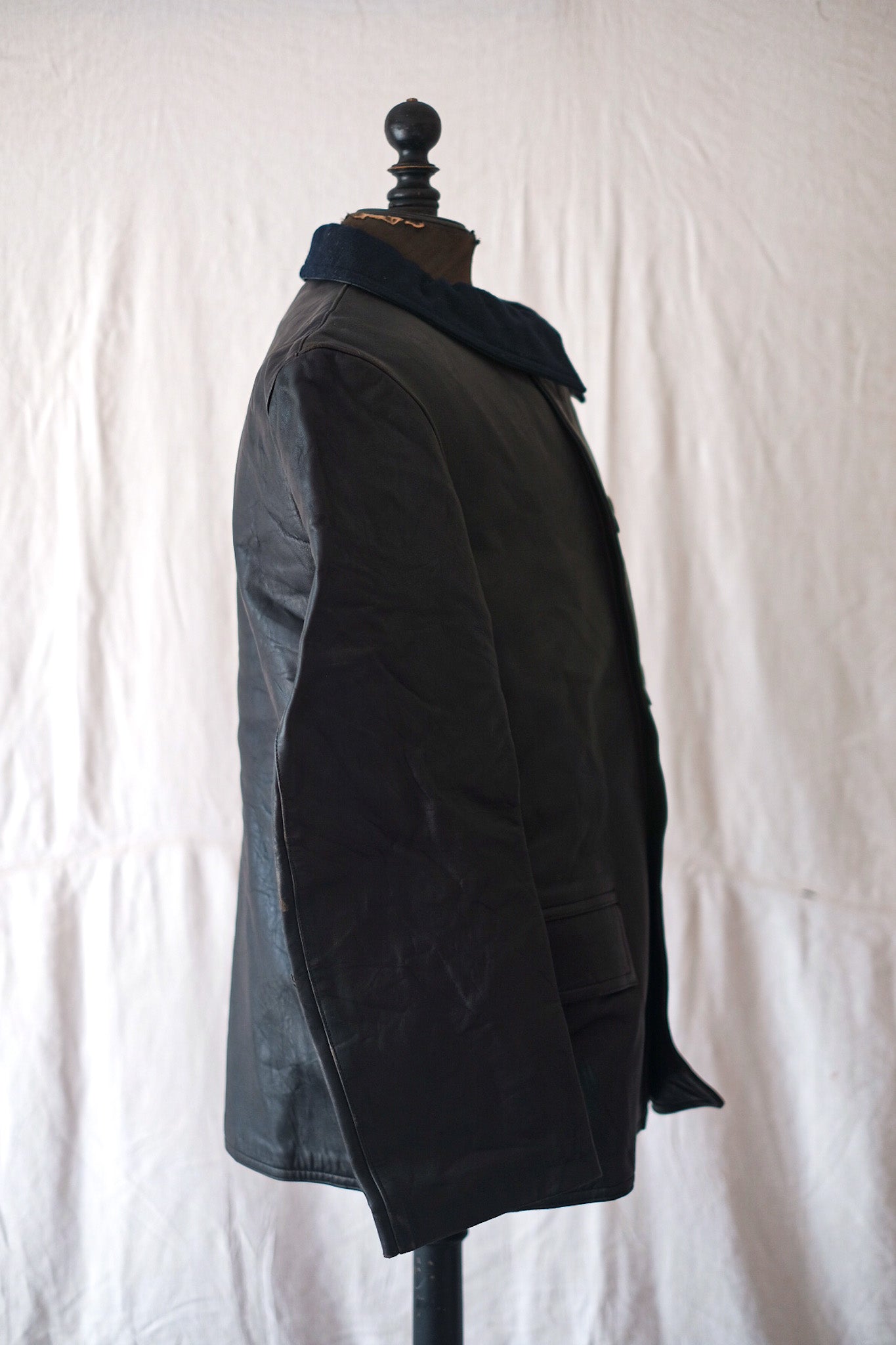 [~ 80 년대] 프랑스 빈티지 LE Corbusier 가죽 작업 재킷 "울 칼라"