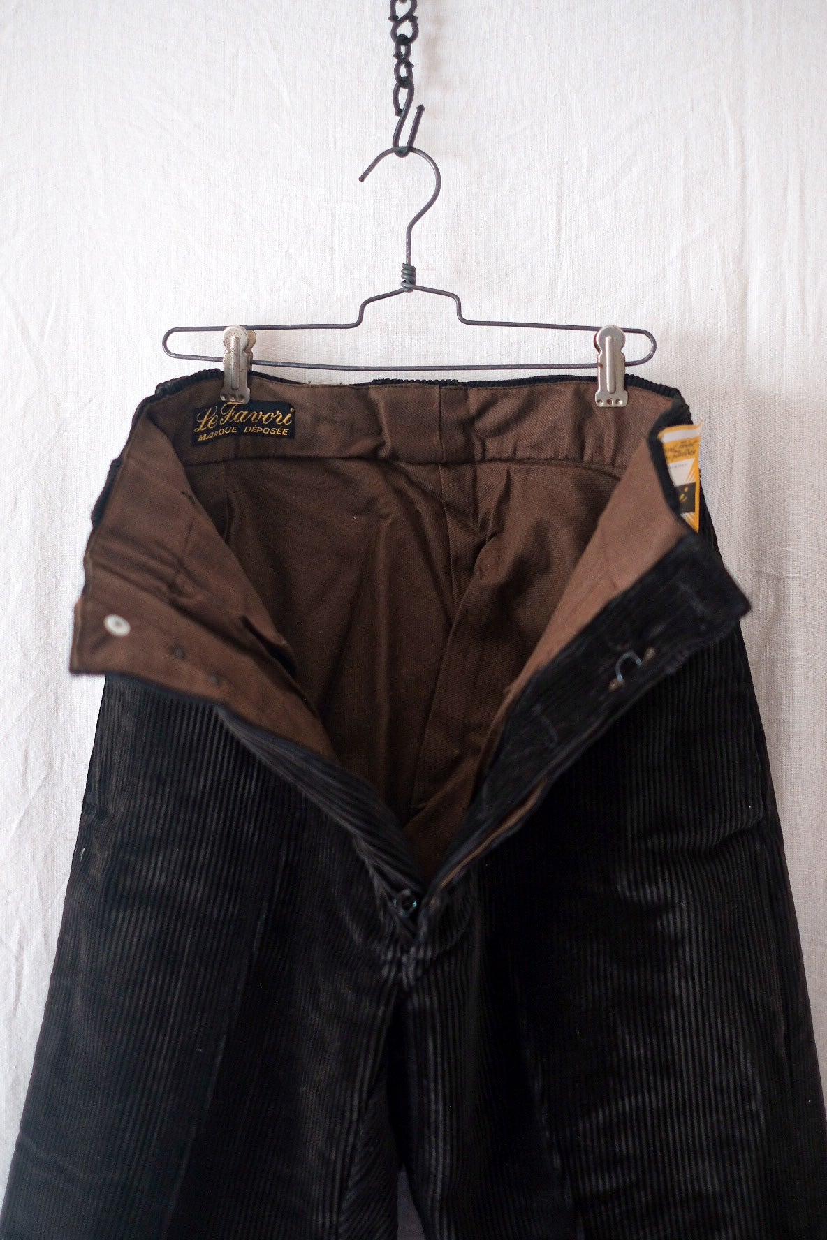 [~ 40's] Pantalon de travail en velours côtelé brun foncé vintage "Stock mort"
